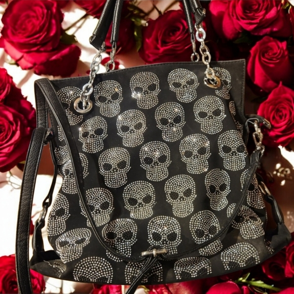 Black and Silver Skull Embellished Shoulder Bag - Picture 2 of 9